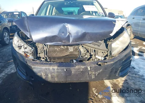 2016 Volkswagen Tiguan S из США, поврежденный, VIN WVGAV7AX7GW591313